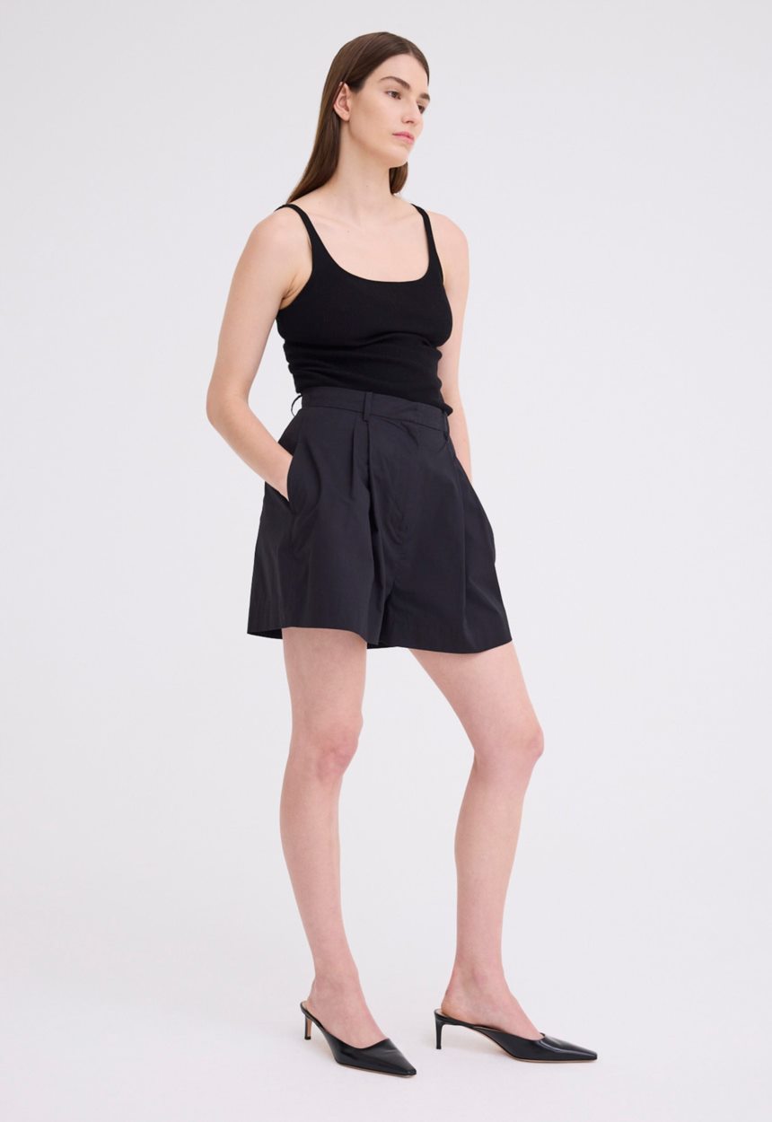 Jac + Jack Nigel Cotton Short - Black